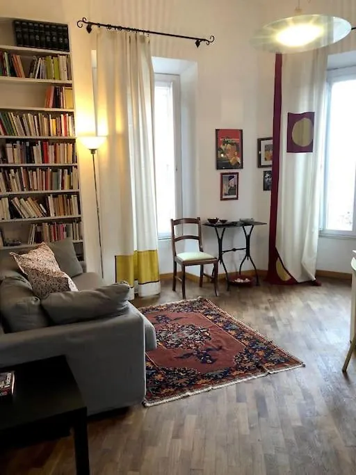 Large Apartment In Rome City Center