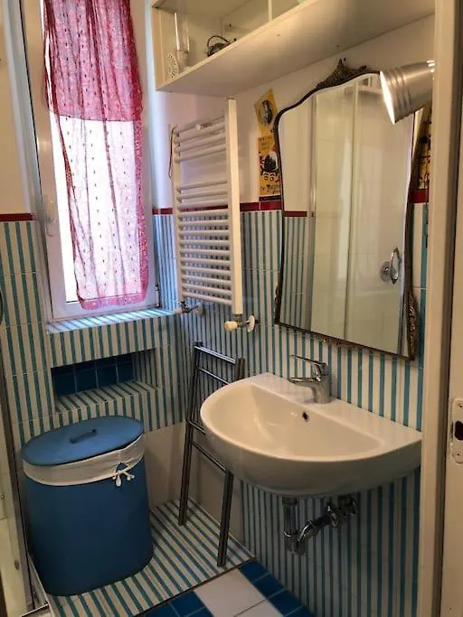 Large Apartment In Rome City Center